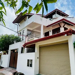 Guest house & Surf