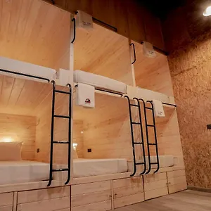 Hostal Tuk Tuk